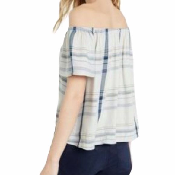 EXPRESS Off-The Shoulder Plaid Flutter Sleeve Top - Picture 2 of 7